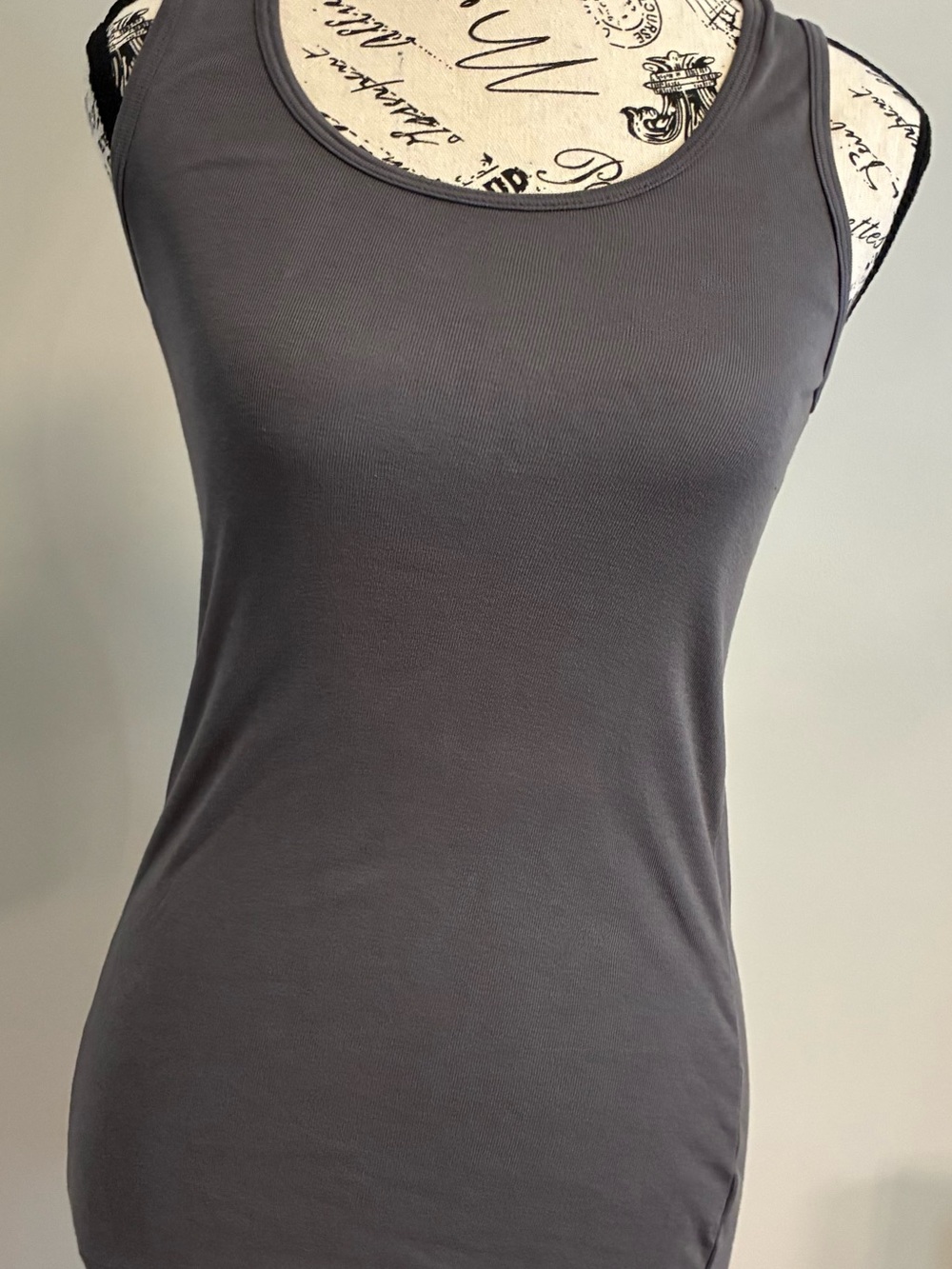 Michael Stars tank top One Size, Original Tee Gray scoop neck. Minimalist, Chic
